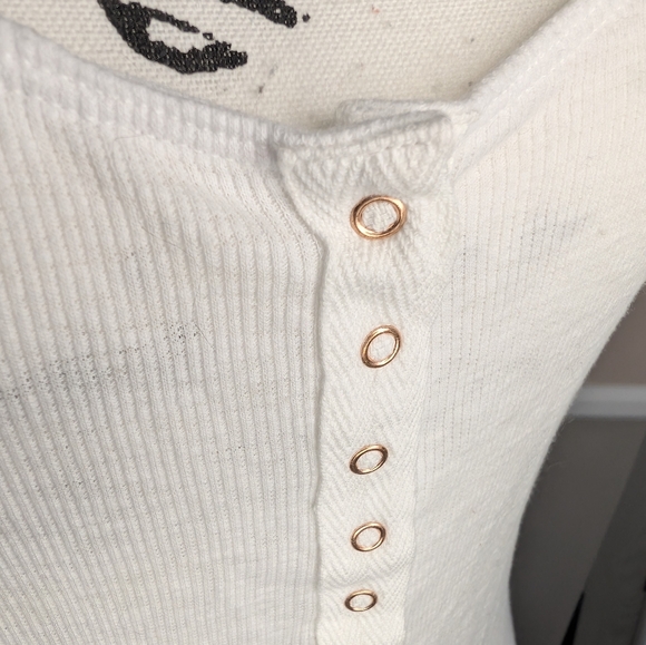 Free People White Sleeveless Button-Front Ribbed Tank - Picture 2 of 5